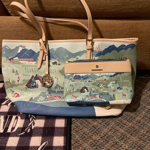 Spartina 449 North Carolina (western NC) Tote and matching Wristlet